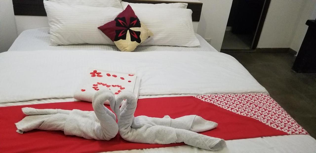 Kings Gate Airport Transit Hotel คาตุนายากา ภายนอก รูปภาพ