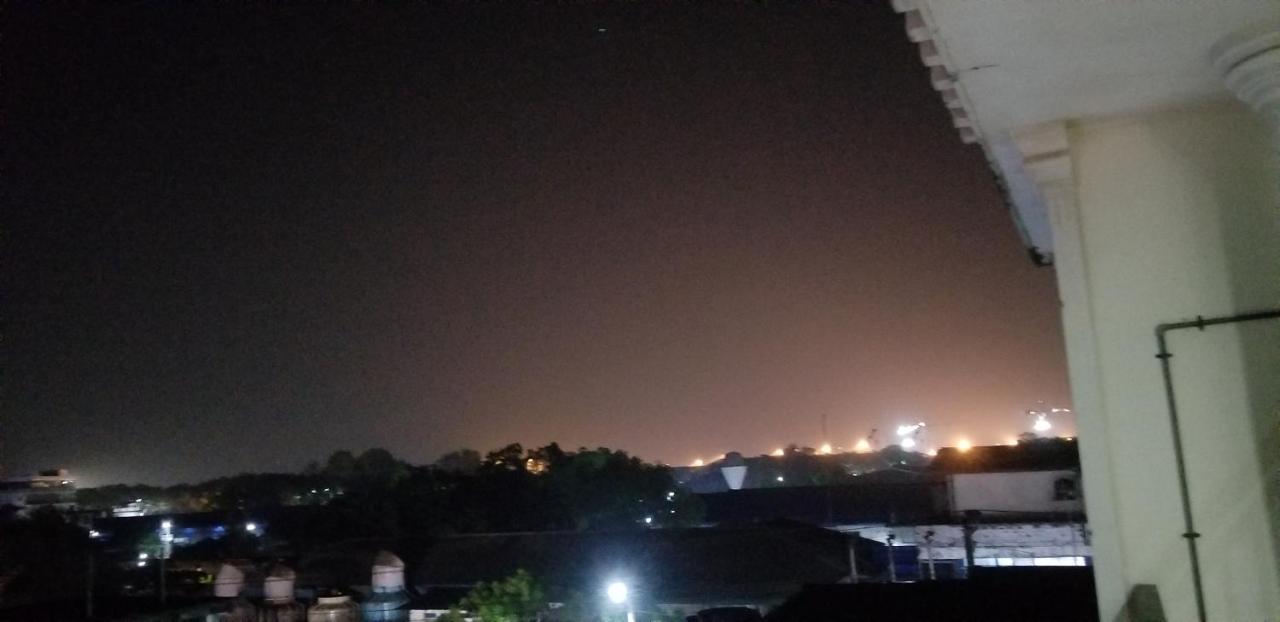 Kings Gate Airport Transit Hotel คาตุนายากา ภายนอก รูปภาพ