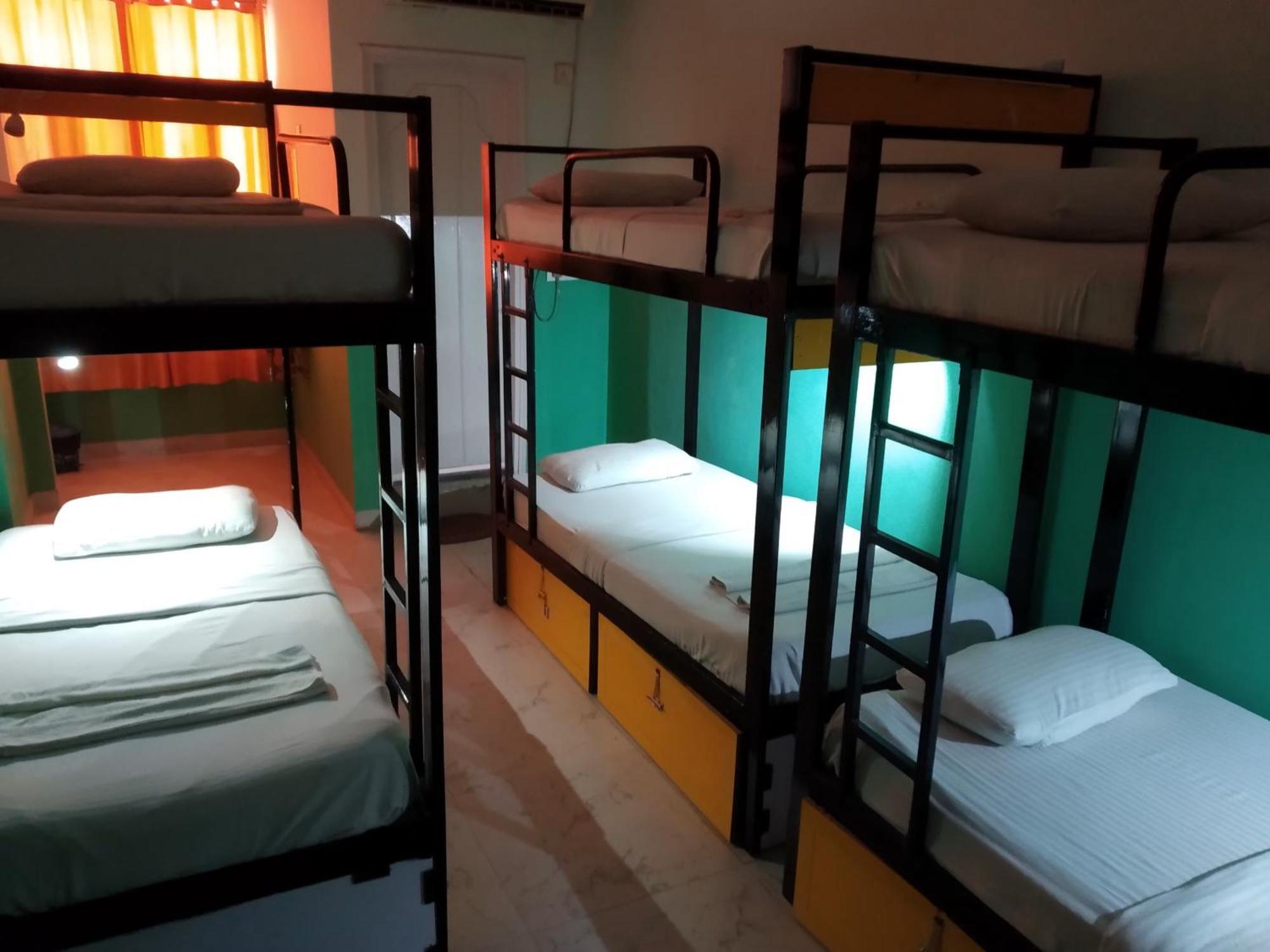 Kings Gate Airport Transit Hotel คาตุนายากา ภายนอก รูปภาพ